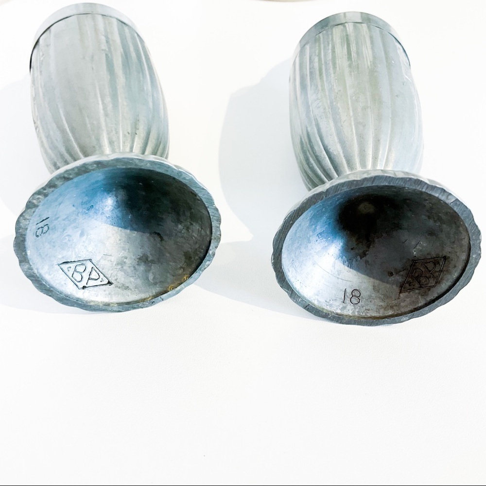 Vintage Benedict Procter Silver Plate Bullet Salt Pepper Set - Picture 6 of 9